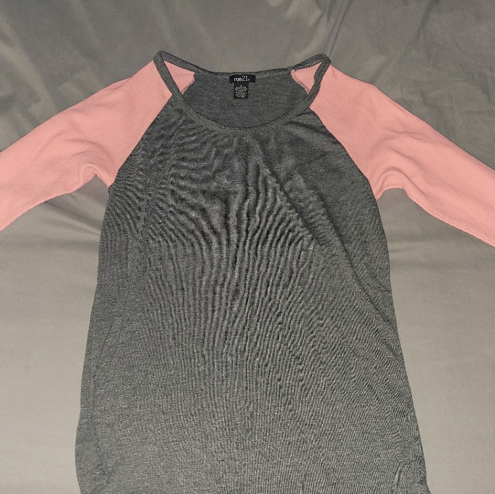 Junior's Shirt
